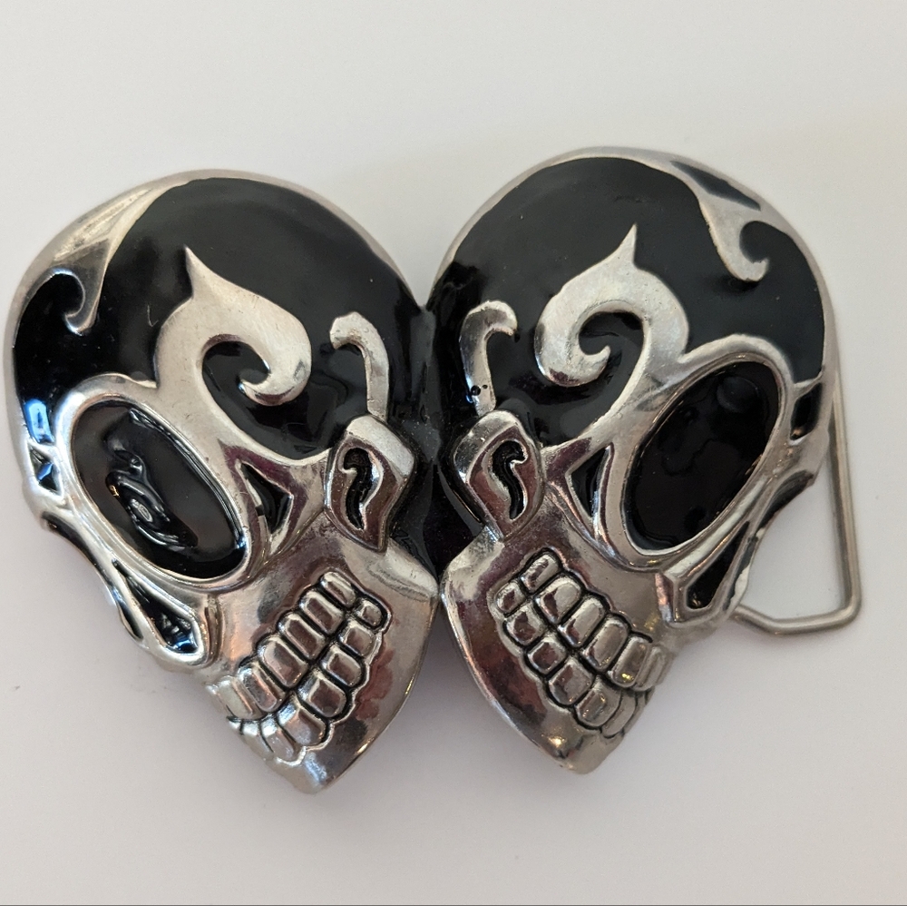 Double Head Skull Belt Buckle